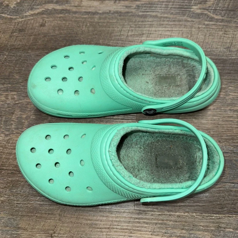 Crocs Classic Lined Clog Kids J4 Mint Green Fuzzy Fur Slip On Shoes
